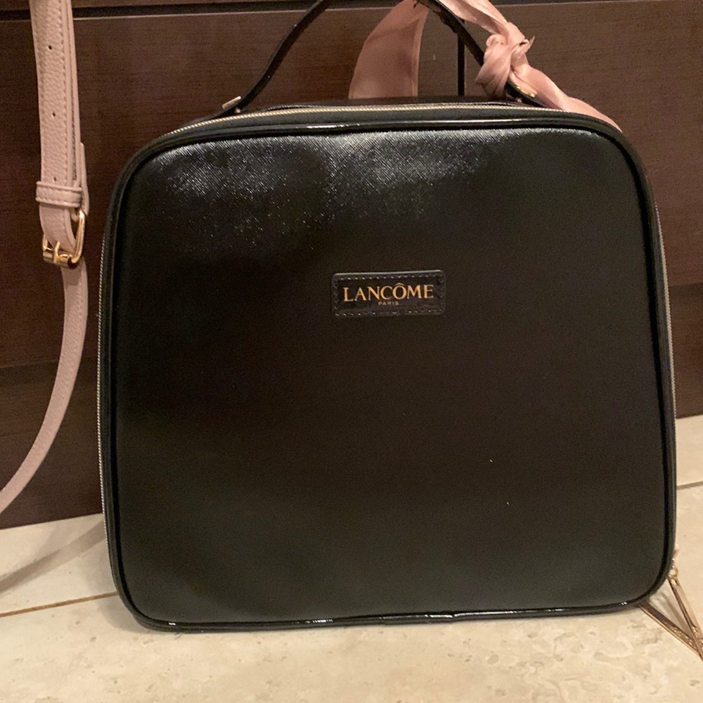 lancome paris large cosmetic bag